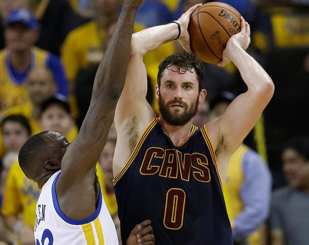 kevin-love-draymond-green-warriors.jpg